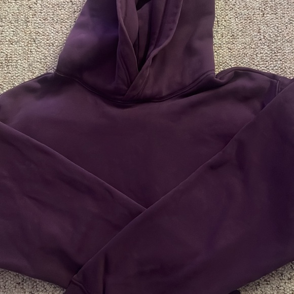 TNA Cozy AF like new deep purple hoodie - Picture 2 of 4